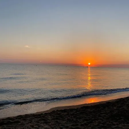 3 Minutes From The With Swimming Pools, Slides, And A Bar